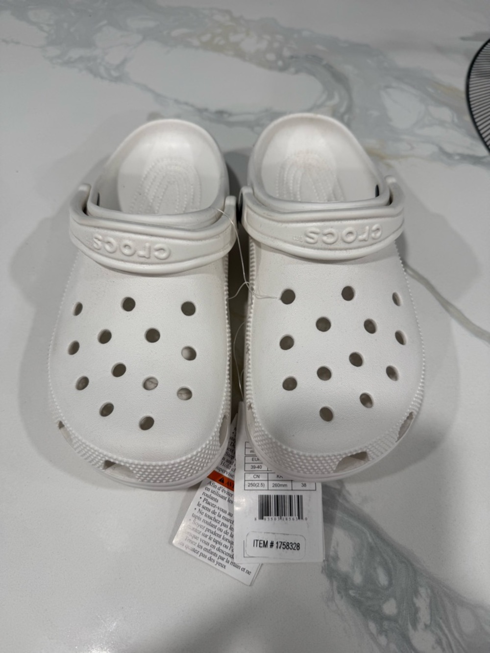 Crocs Classic Clog - White size women 9 or 7 men NWT